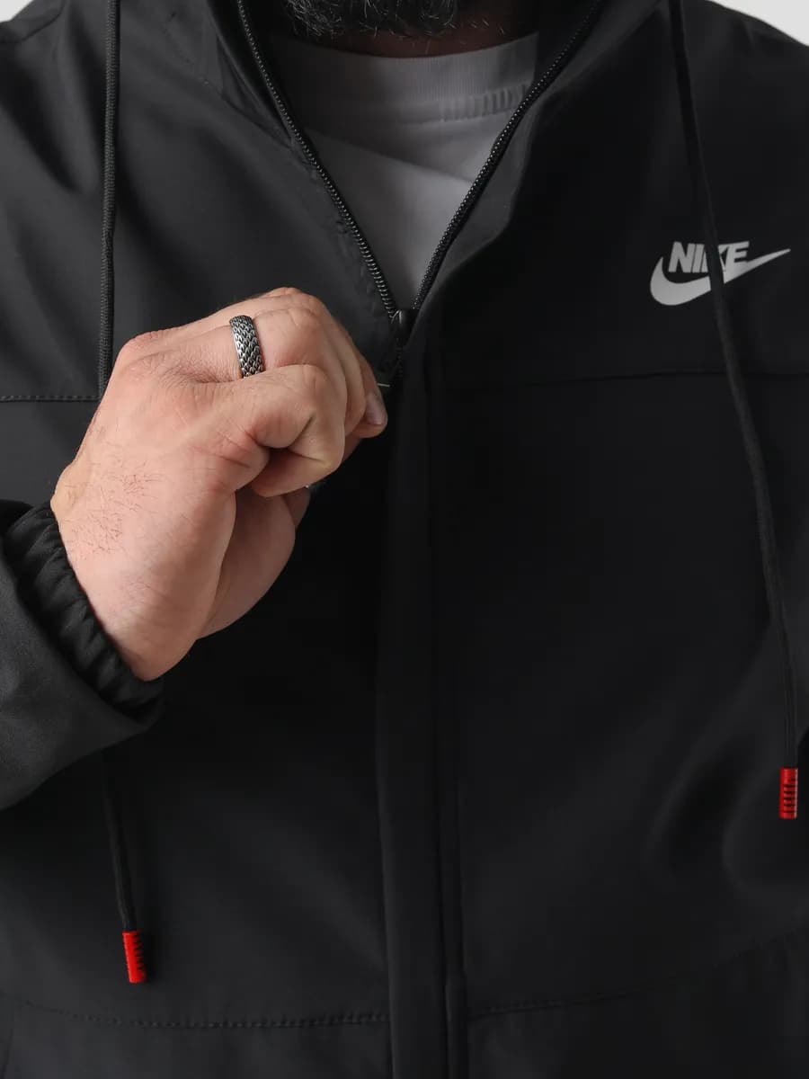 Спортивный костюм на молнии