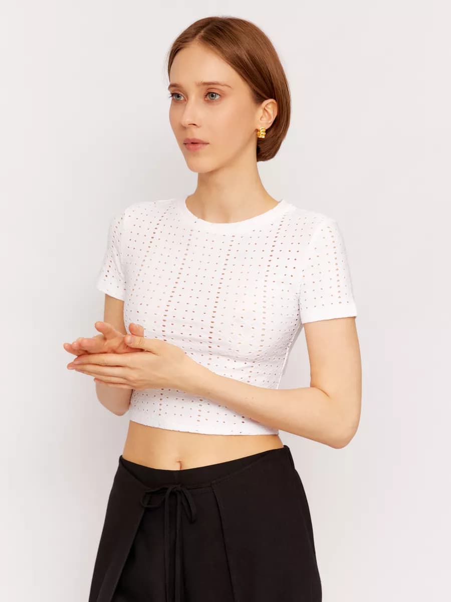 Женский кроп-топ из вязаного трикотажа