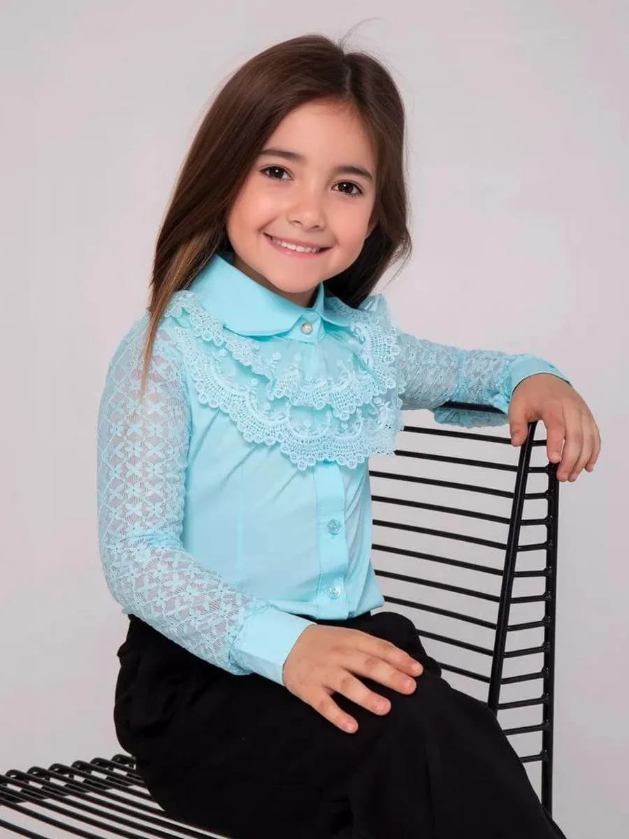 Блузка школьная нарядная с длинным рукавом