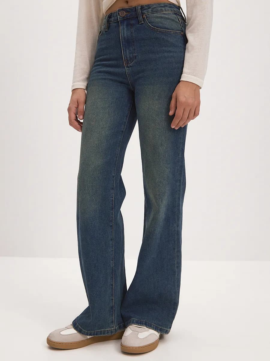 Джинсы широкие прямые палаццо с высокой посадкой