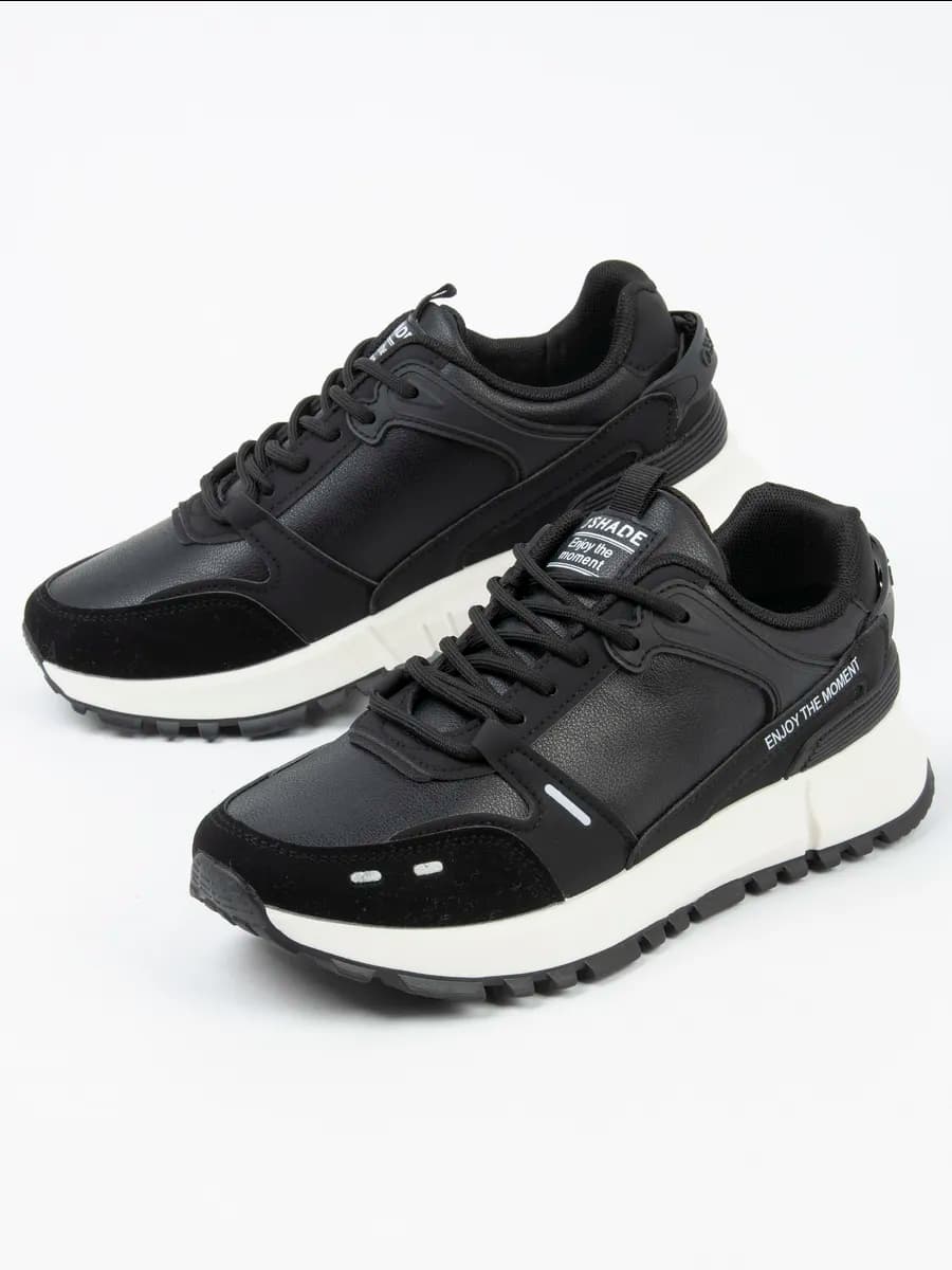 Кроссовки женские черные