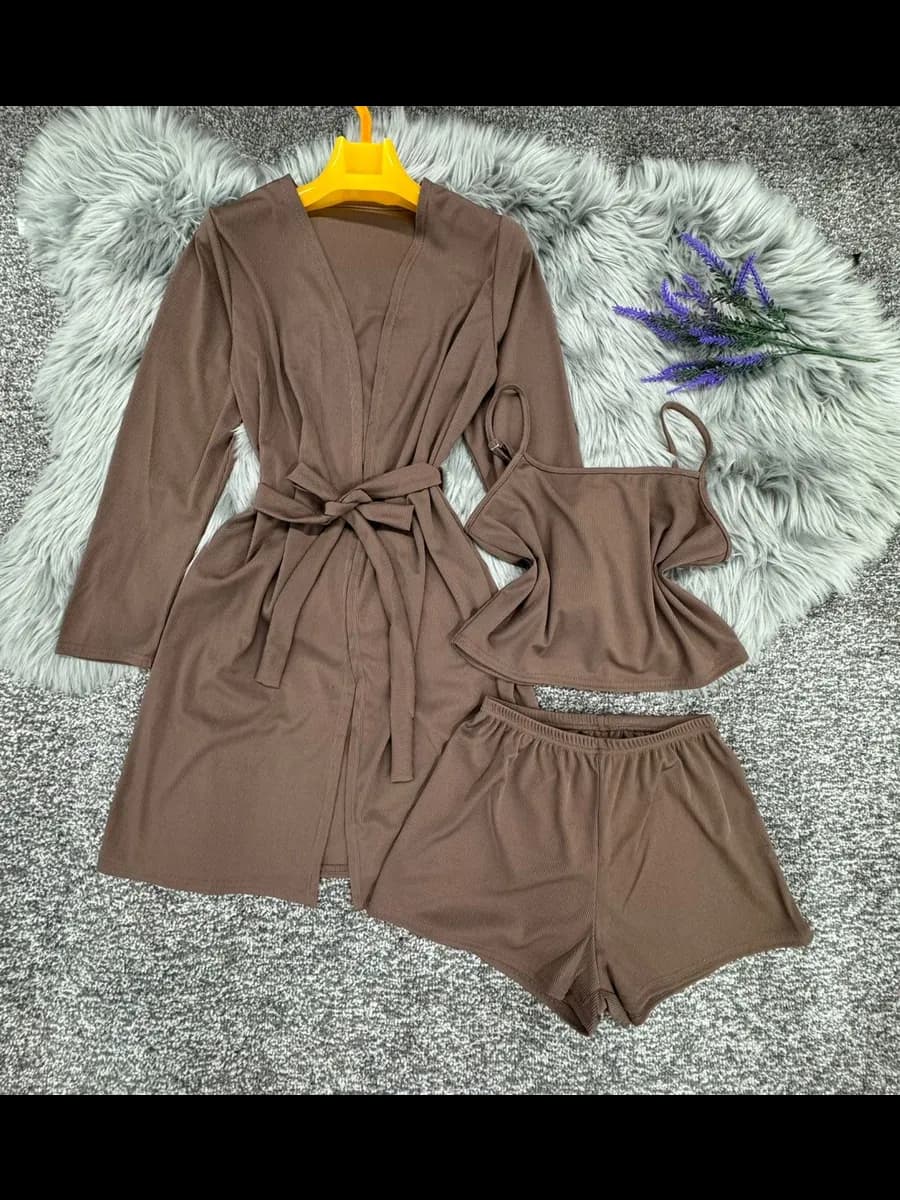 Пижама 3 в 1 майка. шорты. халат