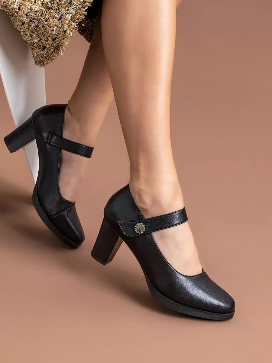 Туфли кожаные на каблуке классические