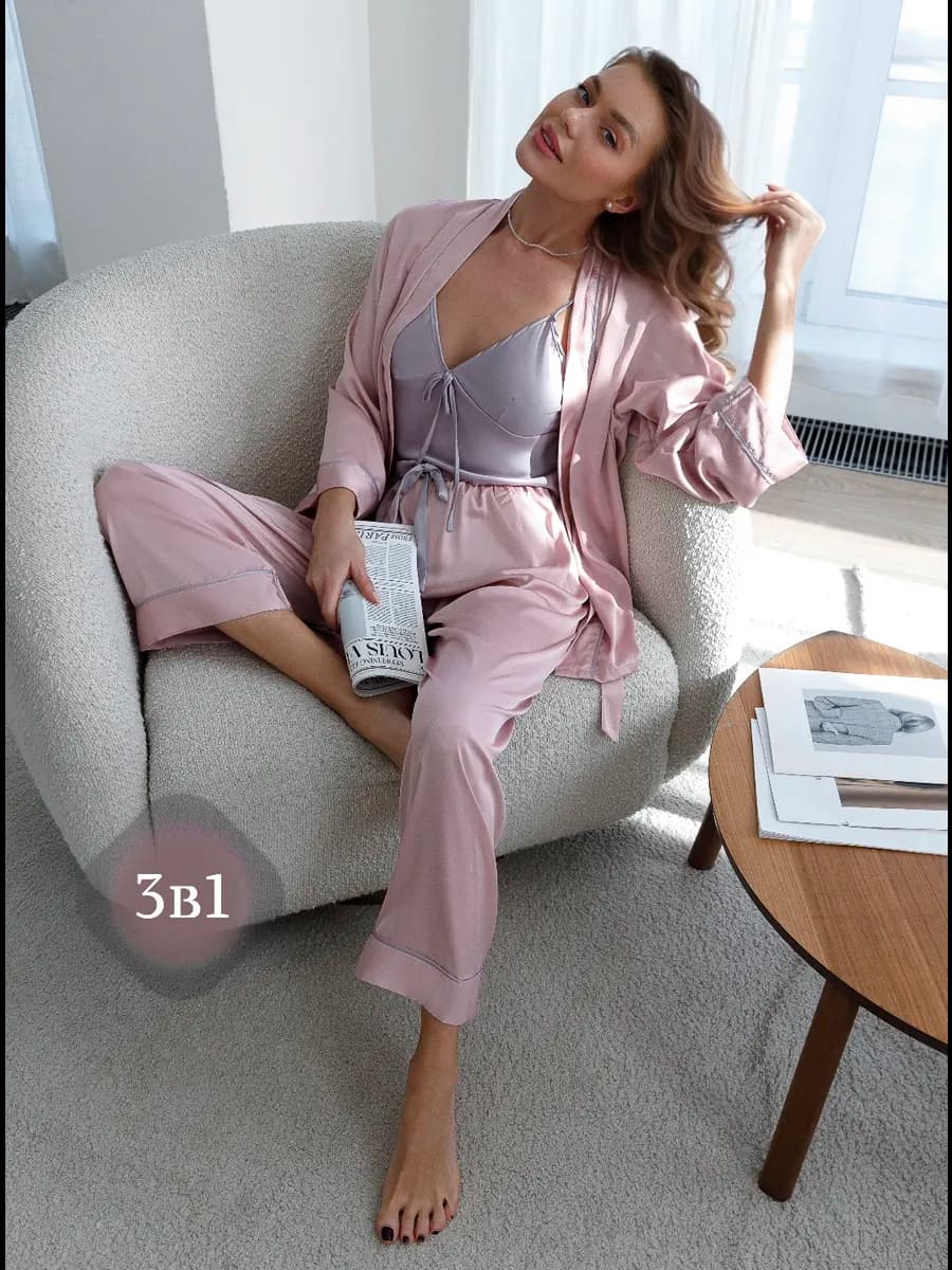 Пижама со штанами и халатом комплект 3 в 1