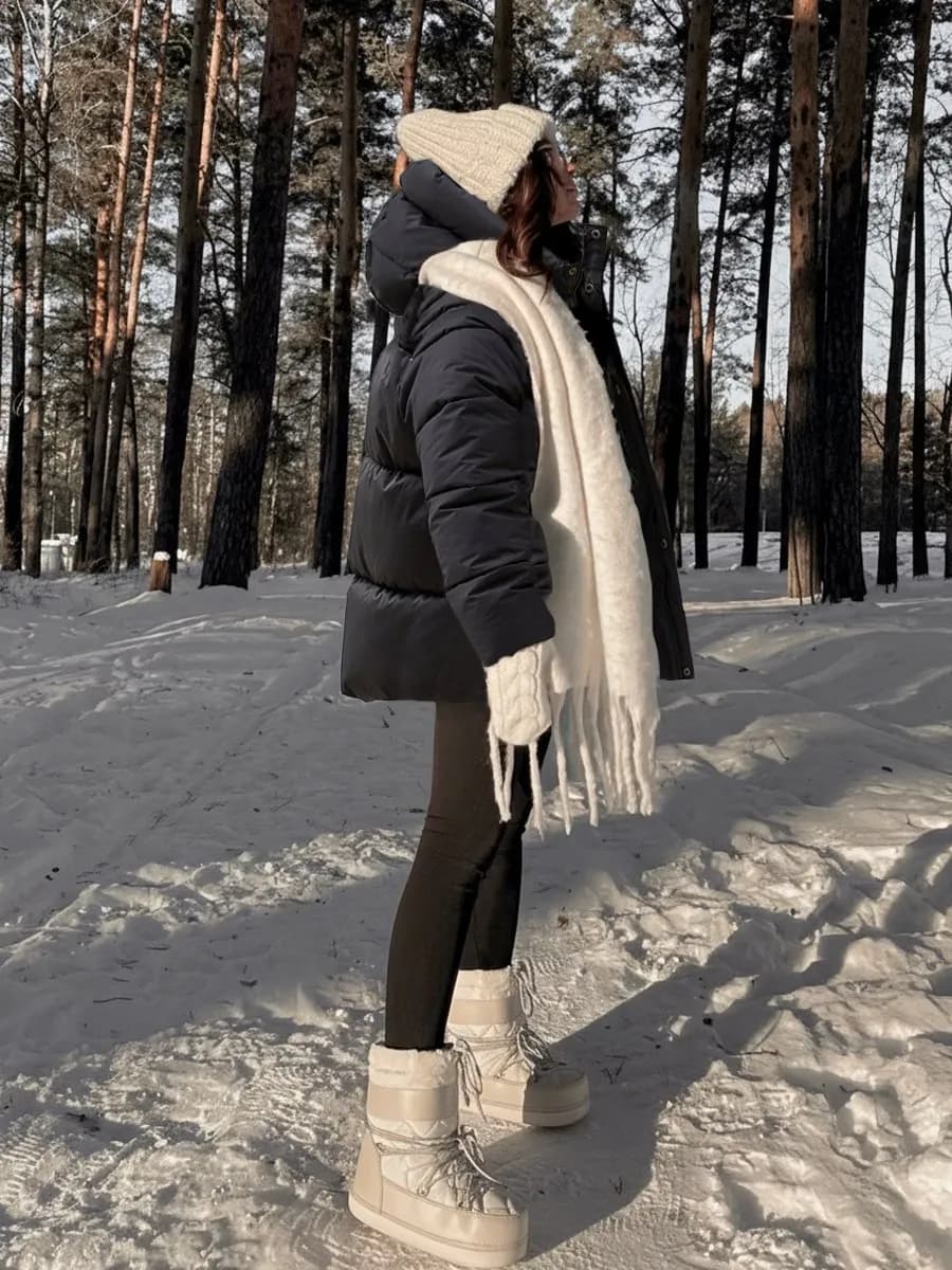 Куртка зимняя с капюшоном оверсайз