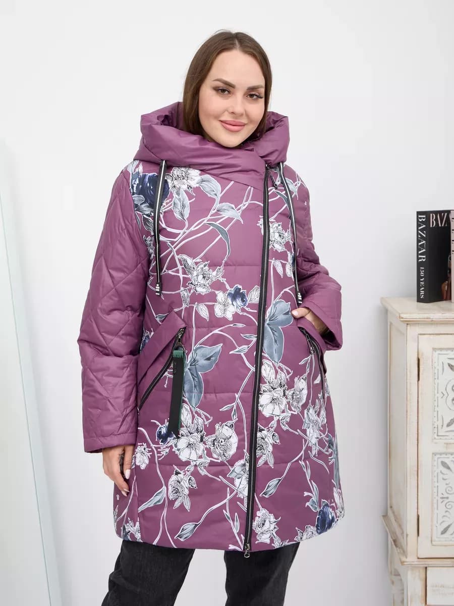 Куртка демисезонная с капюшоном больших размеров