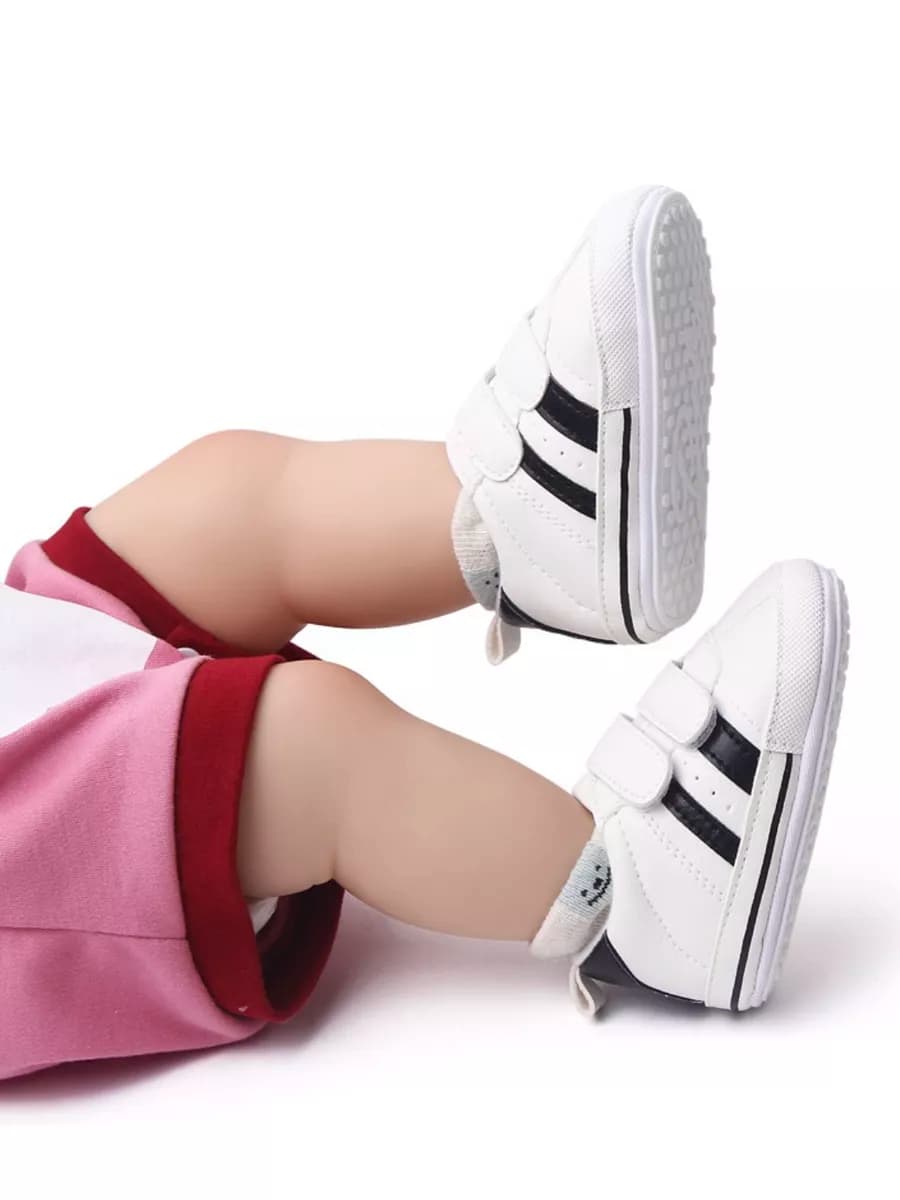 Пинетки кеды для новорожденных с подошвой