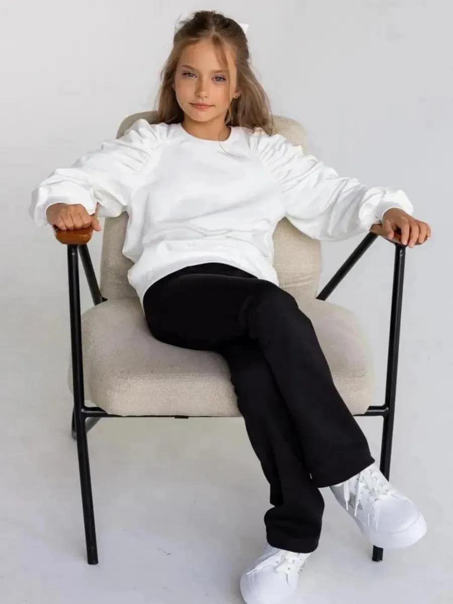 Костюм брючный нарядный школьный