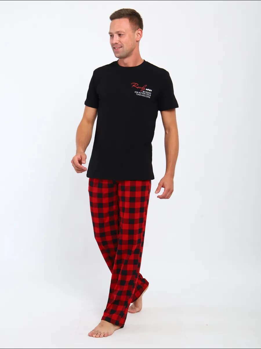 Пижама со штанами и футболкой