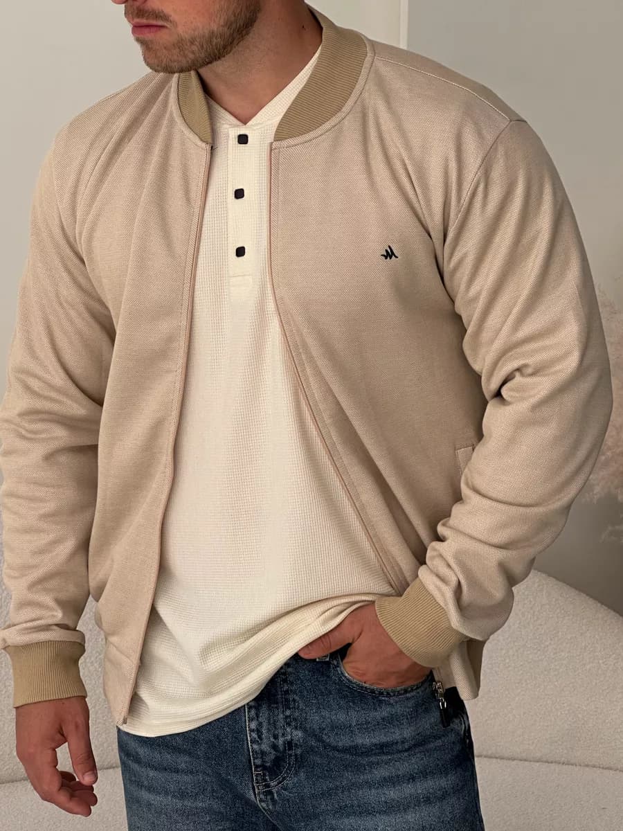 Мужской трикотажный бомбер без капюшона