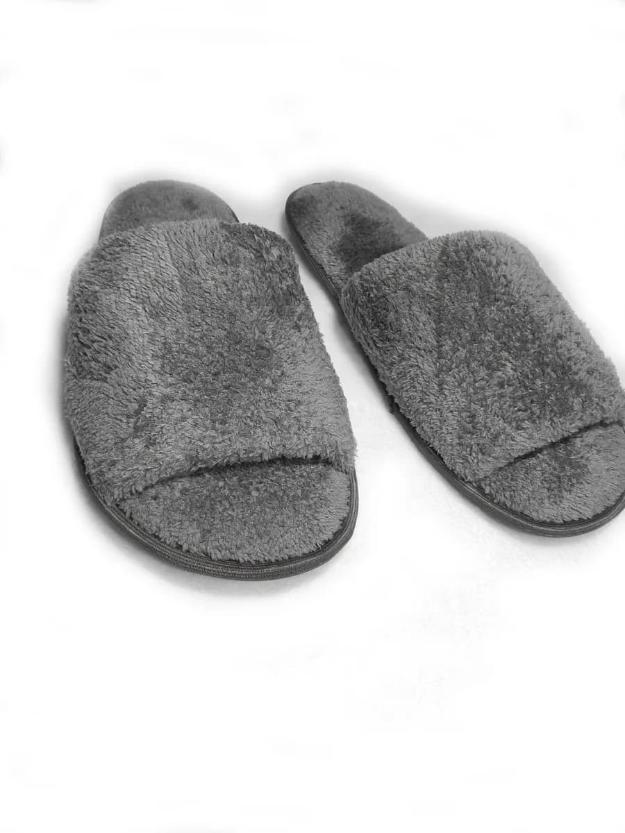 Мягкие тапочки открытые