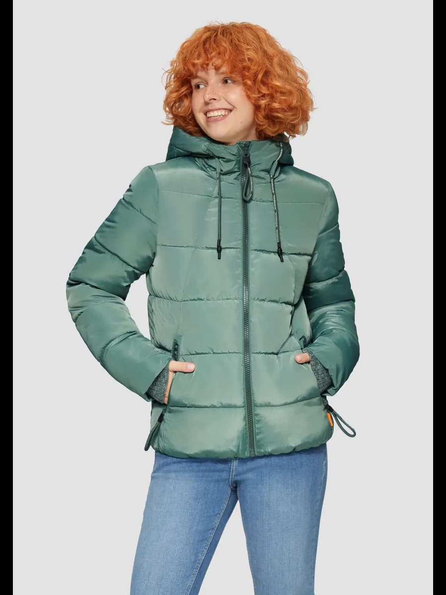 Куртка демисезонная на молнии с капюшоном