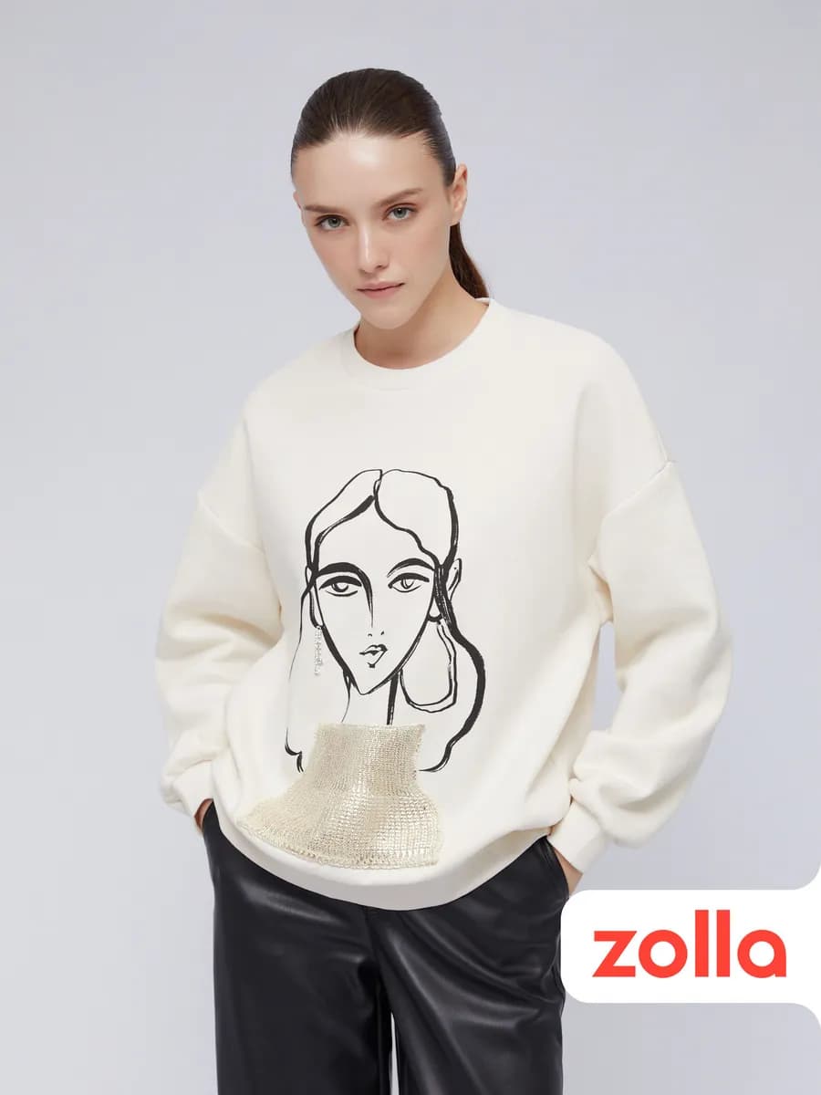 Женский утеплённый свитшот с аппликацией