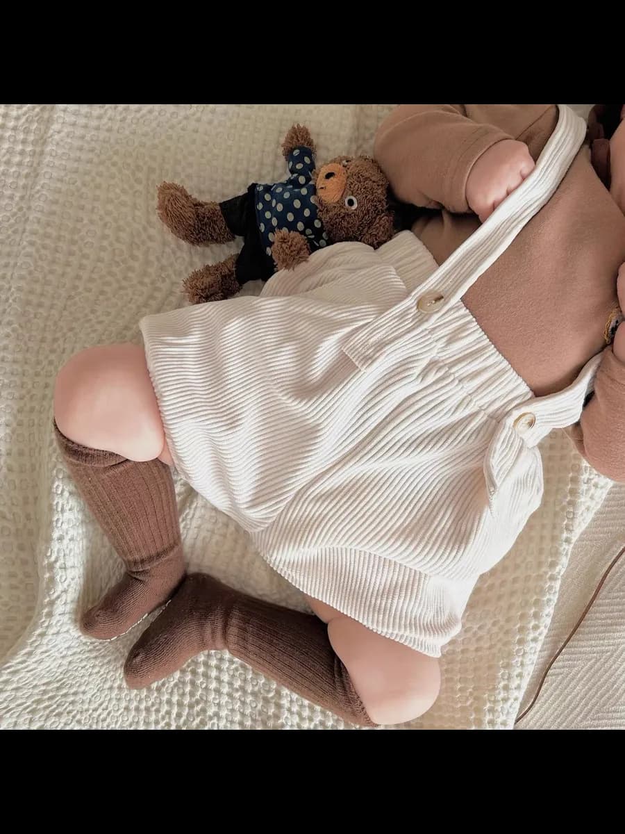 Шорты свободные вельветовые на подтяжках детские