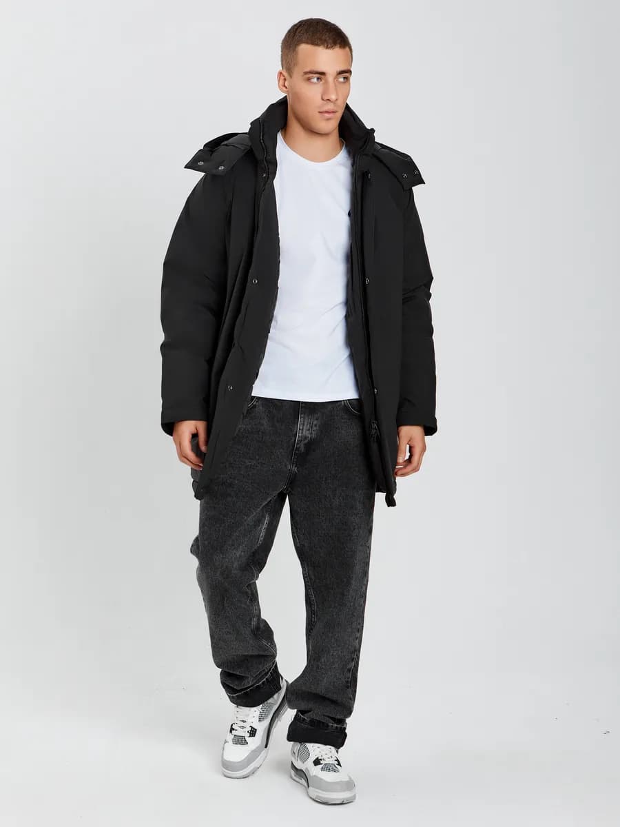 Куртка зимняя с капюшоном