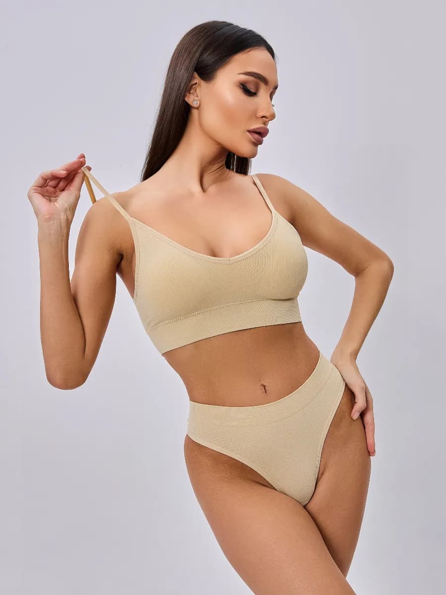 Нижнее белье комплект бесшовный