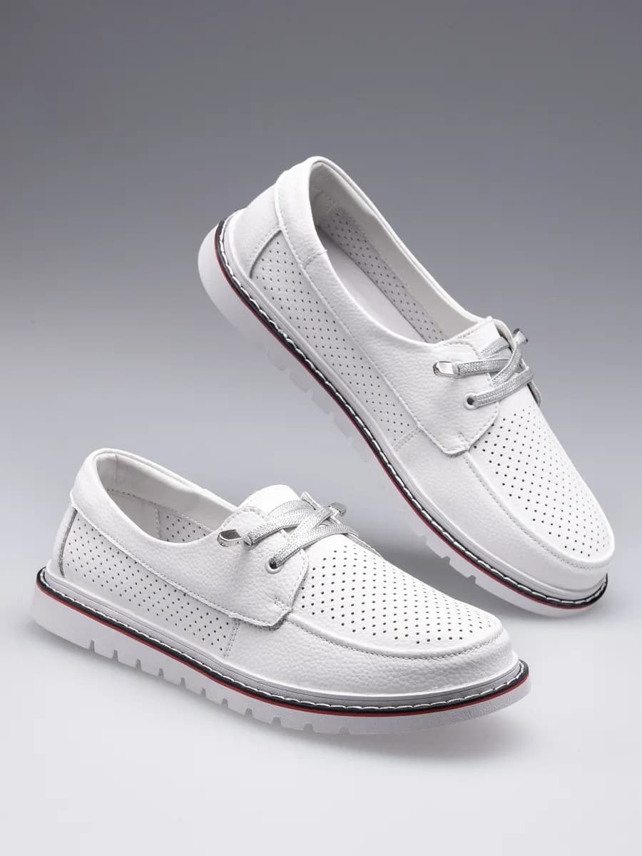 Мокасины женские белые