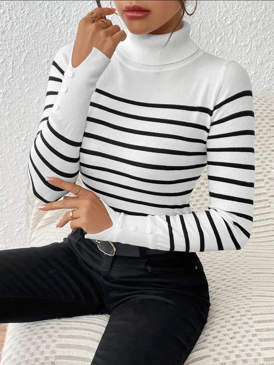 Водолазка в полоску с горлом
