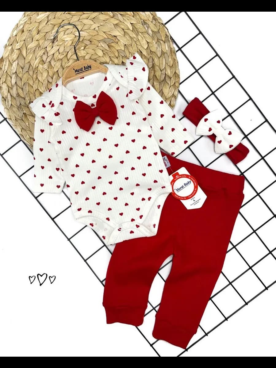 Костюм с сердечками для новорожденных