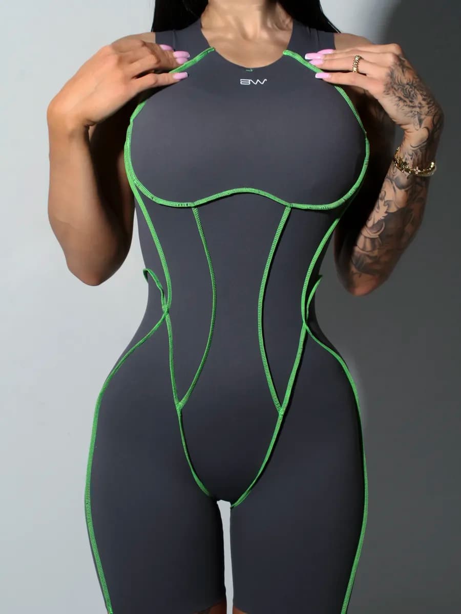 Комбинезон спортивный для фитнеса обтягивающий, костюм