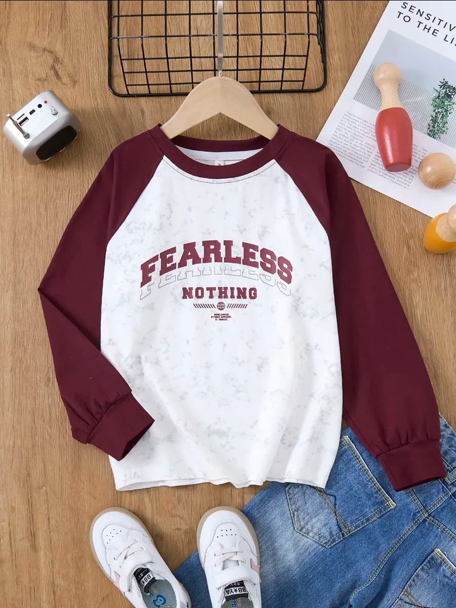 Cвитшот оверсайз с принтом с надписью лонгслив