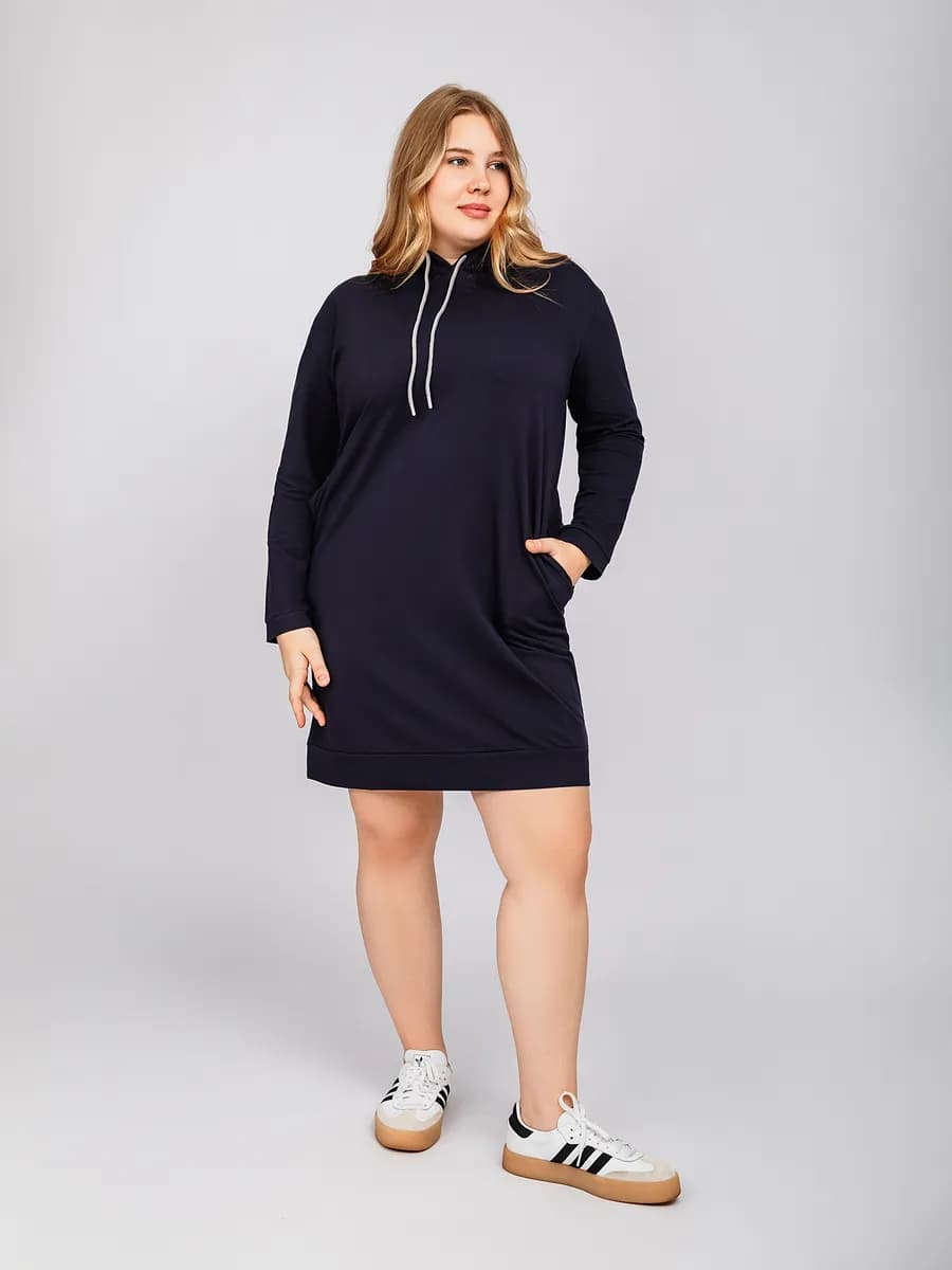 Платье базовое большого размера с капюшоном