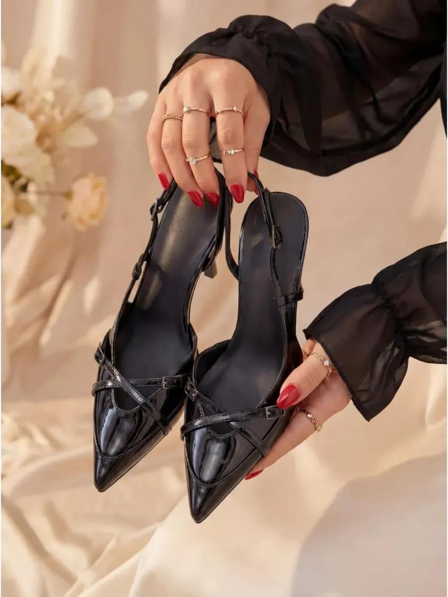 Туфли с открытой пяткой