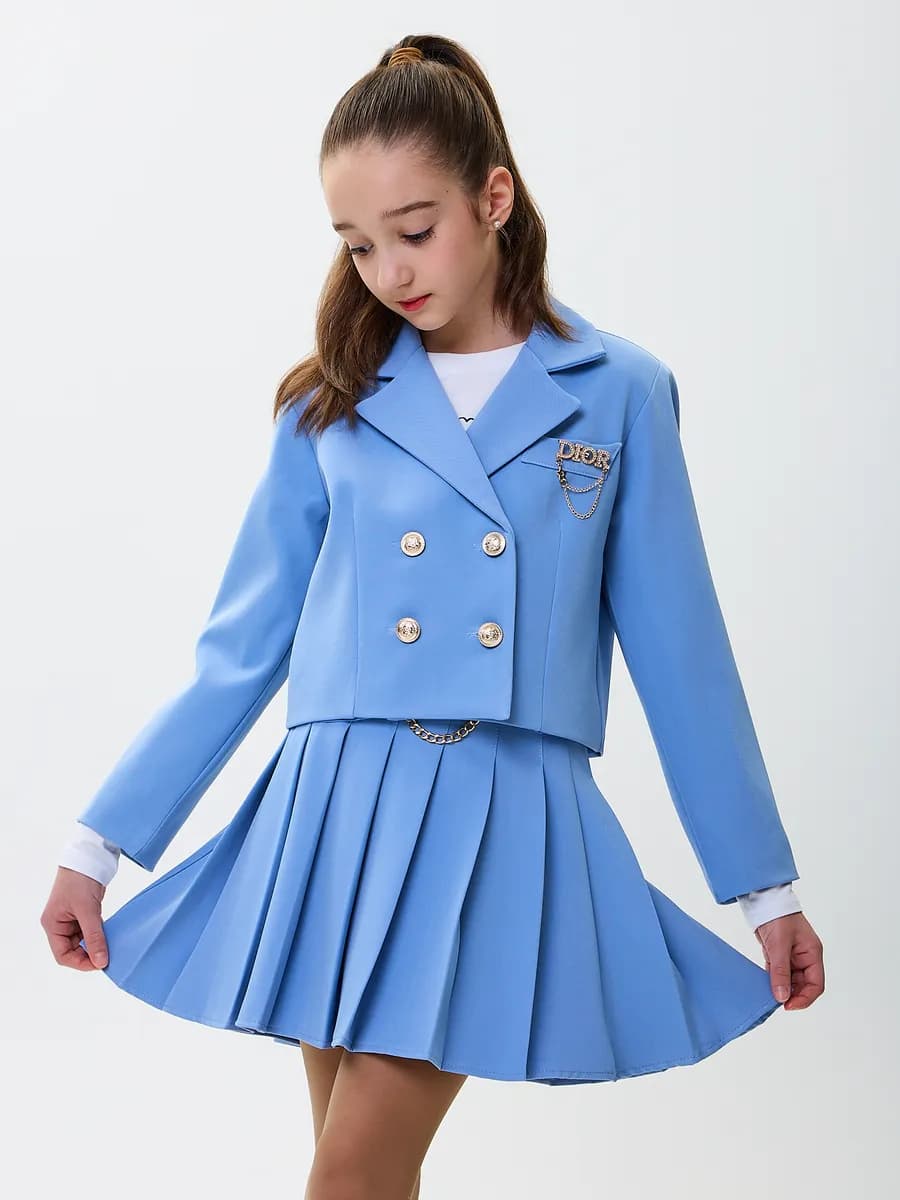 Жакет пиджак укороченный с брошкой