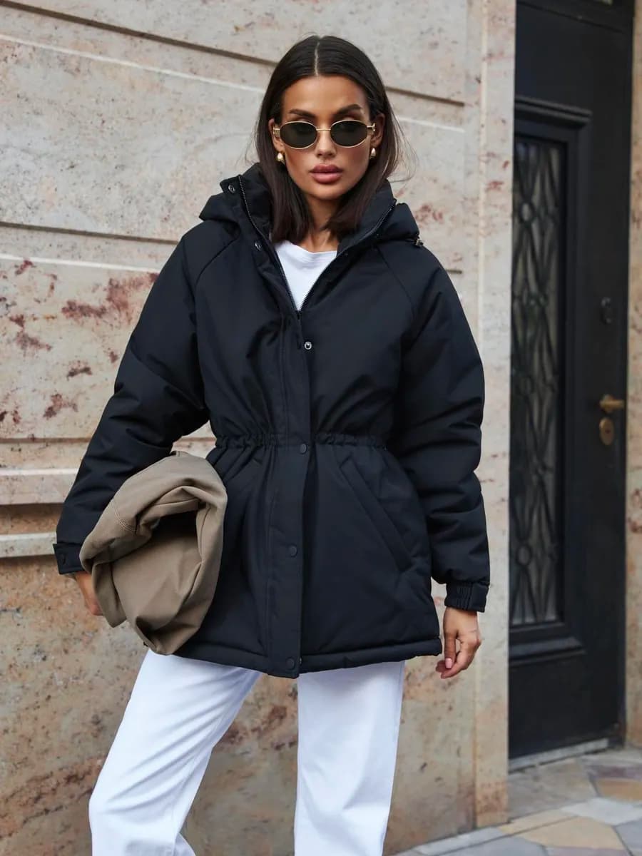 Куртка демисезонная женская с капюшоном