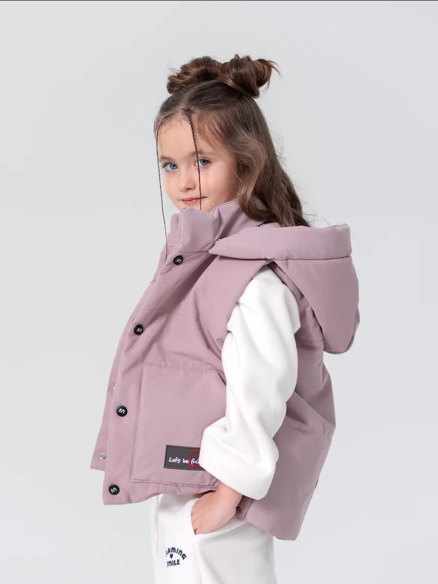 Жилетка утепленная безрукавка демисезонная