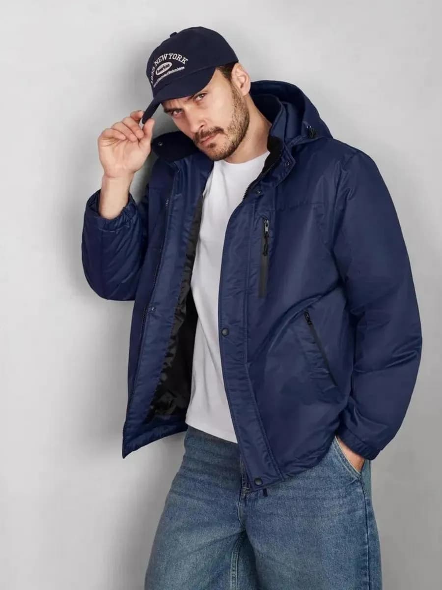 Куртка демисезонная с капюшоном мембрана