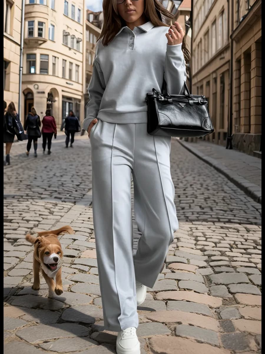 Спортивный костюм женский