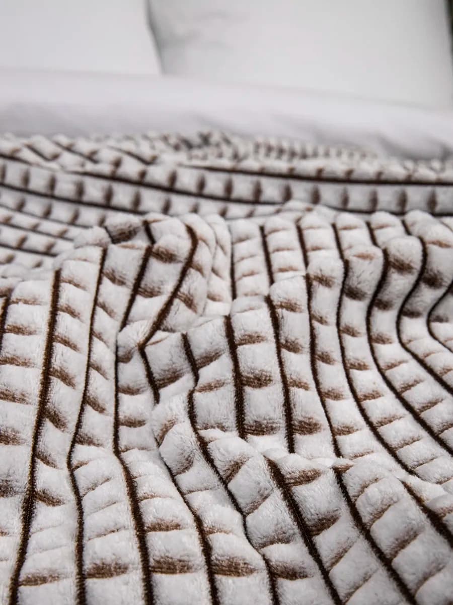 Плед 240х260 см на евро кровать плюшевый и теплый