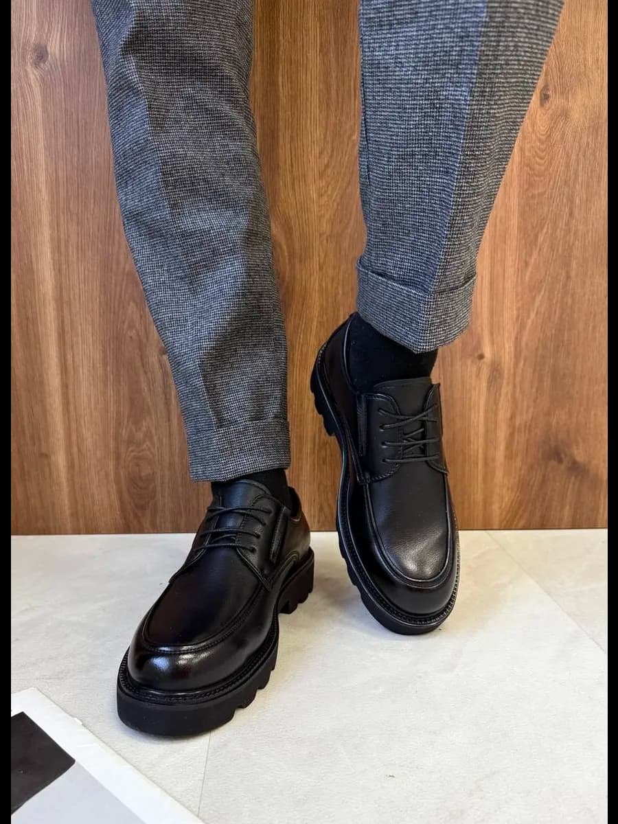 Лоферы туфли со шнурками