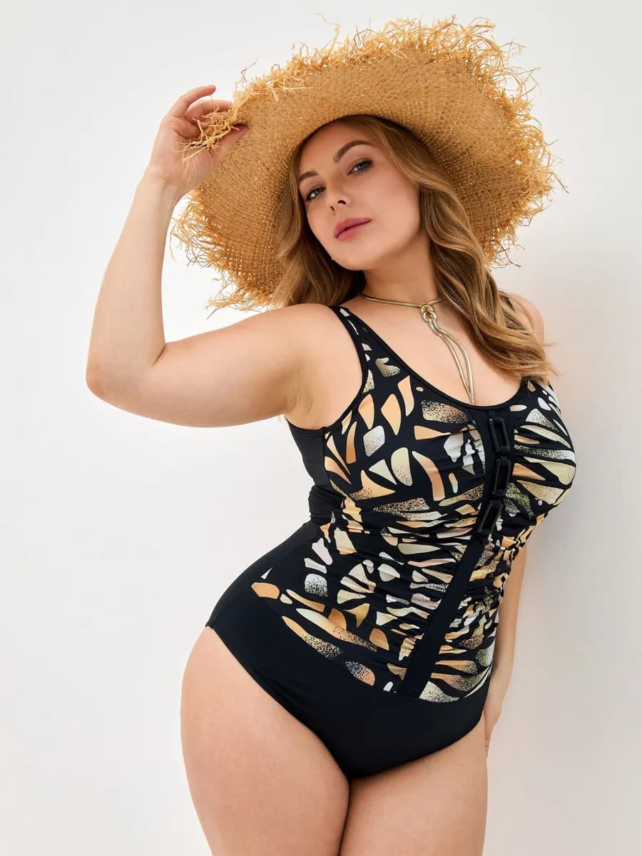 Купальник слитный утягивающий больших размеров