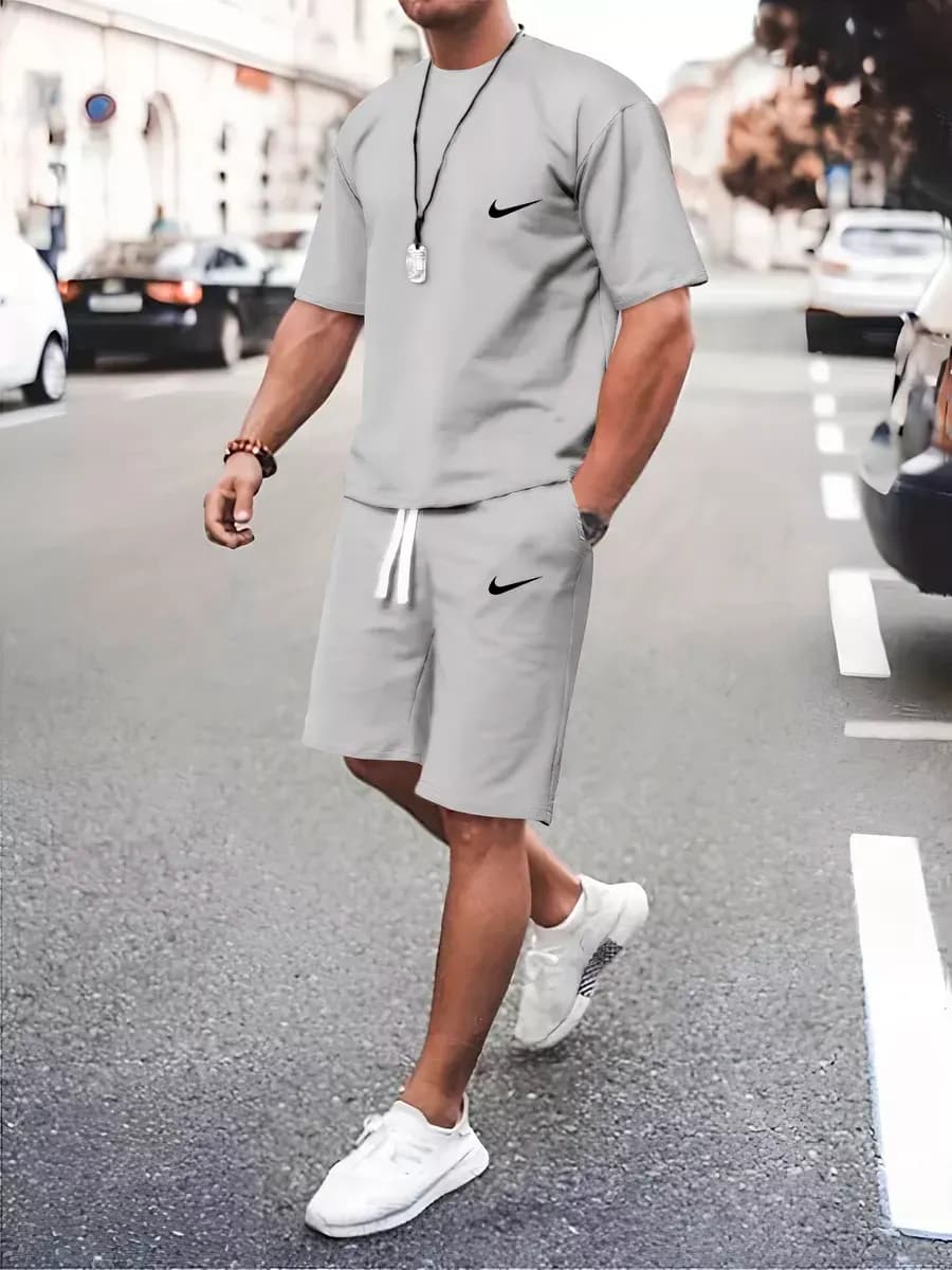 Костюм мужской домашний с футболкой и шортами летний