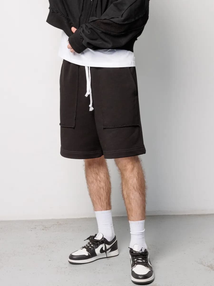 Шорты широкие оверсайз трикотажные с накладными карманами