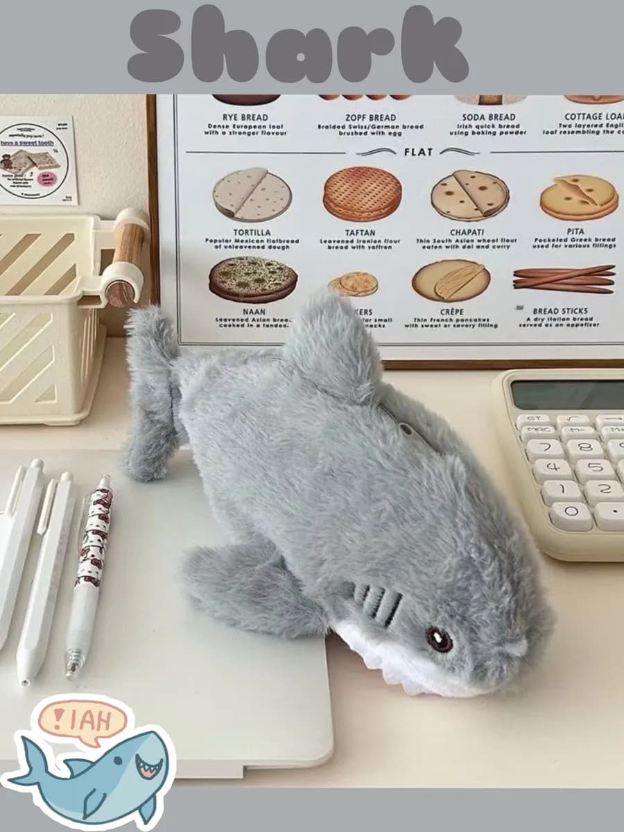 Пенал - косметичка мягкий Аниме серая Акула