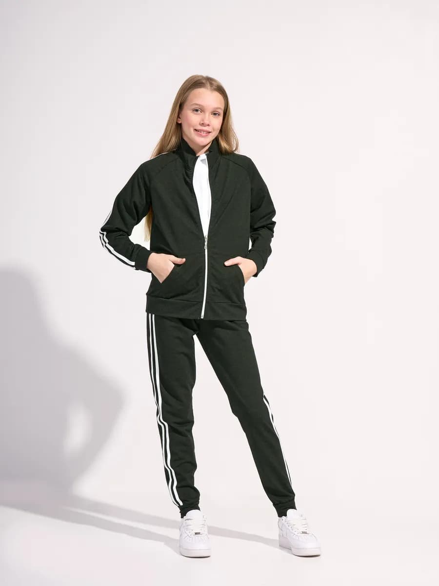 Костюм спортивный для физкультуры