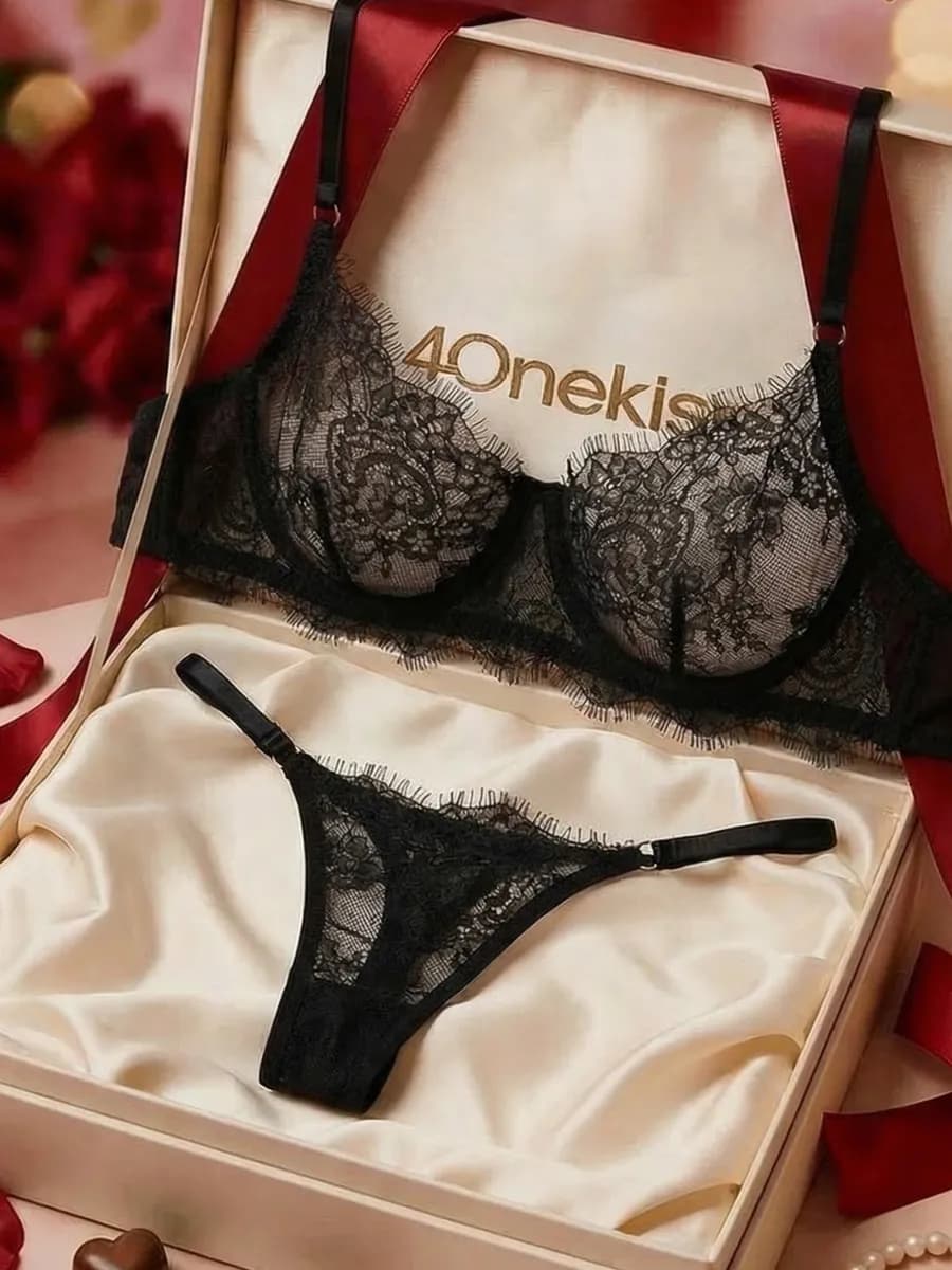 Комплект нижнего белья прозрачный кружевной