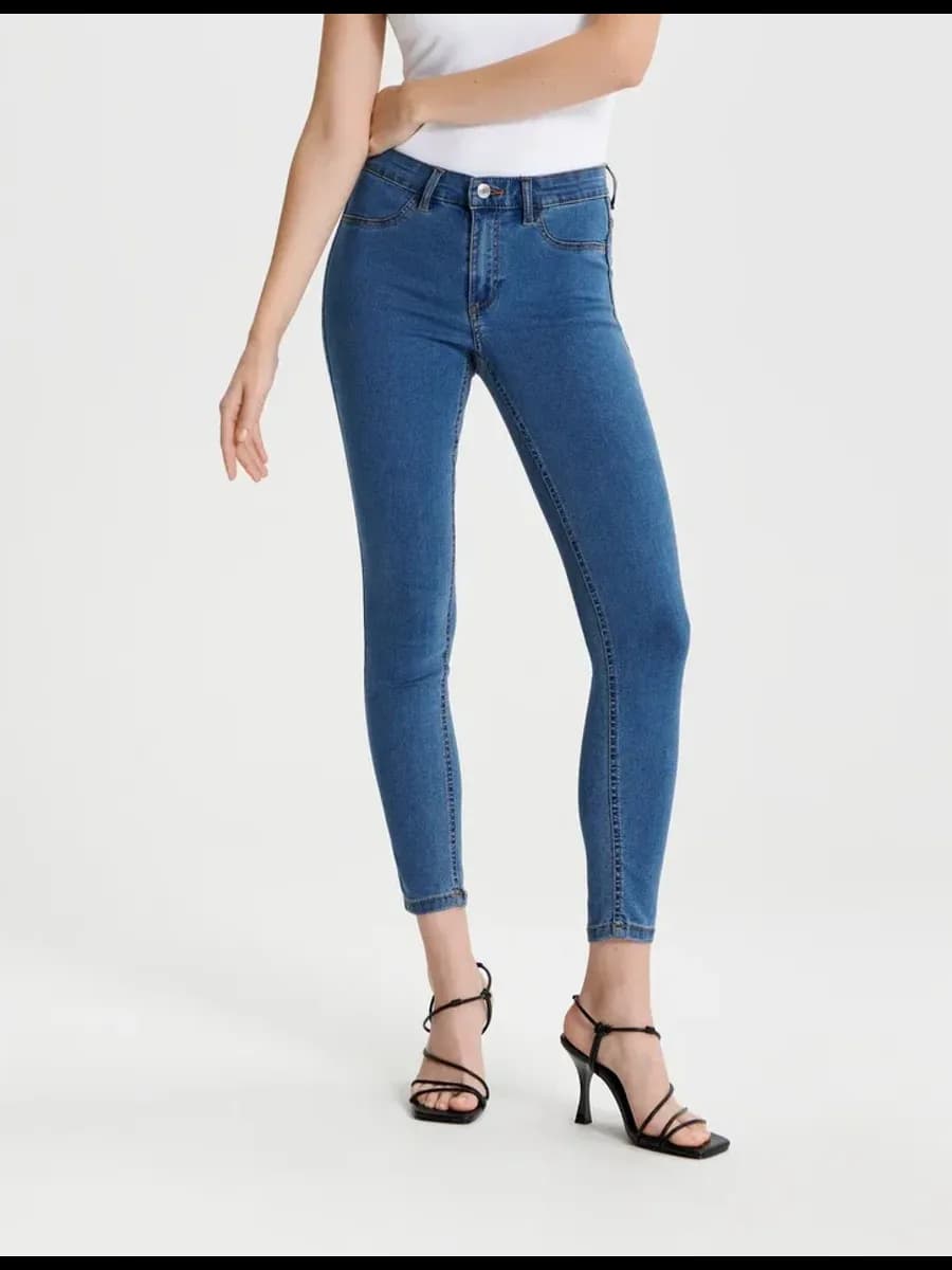 Джинсы скинни