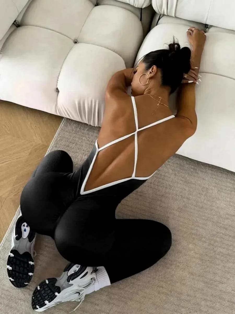 Комбинезон спортивный для фитнеса