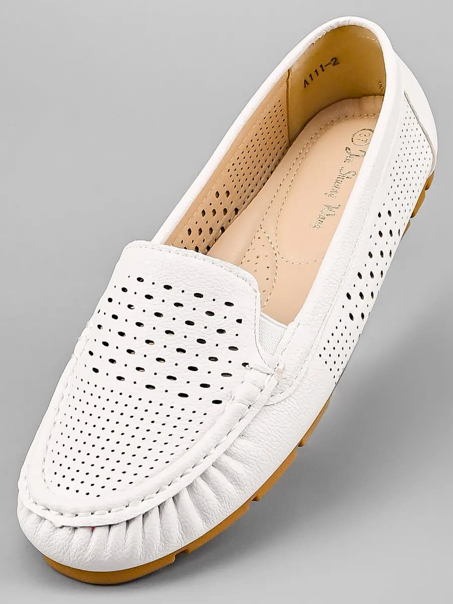 Мокасины летние кожаные с перфорацией