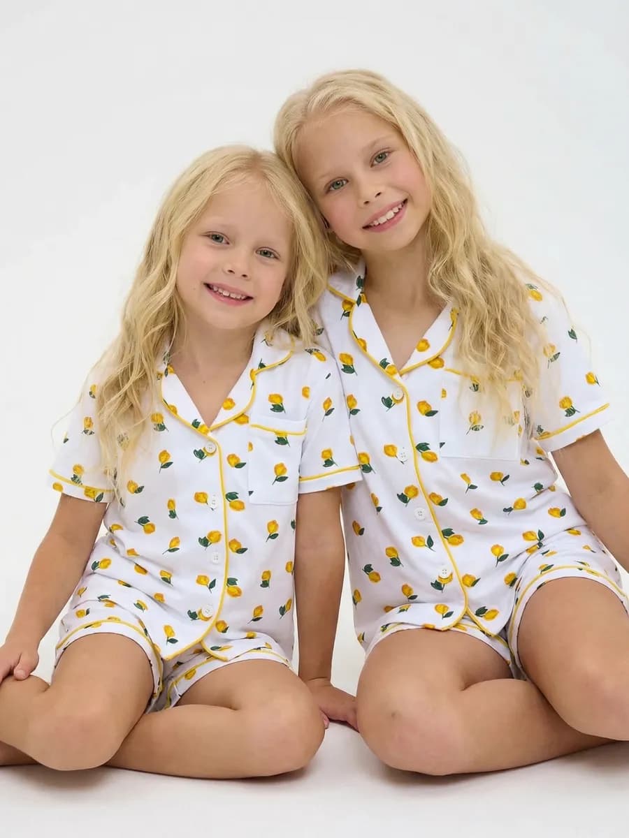 Пижама детская с шортами и рубашкой