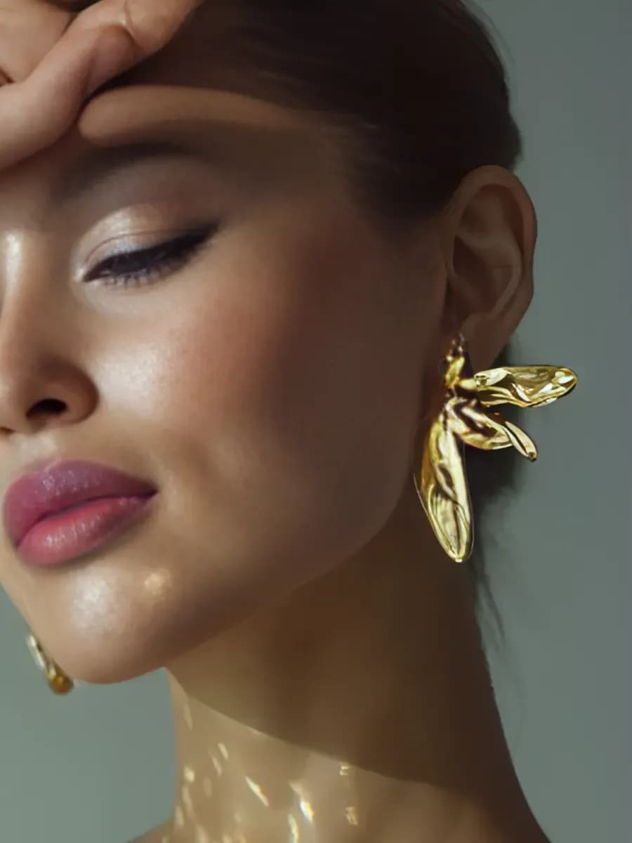 Серьги бижутерия лепестки крупные массивные