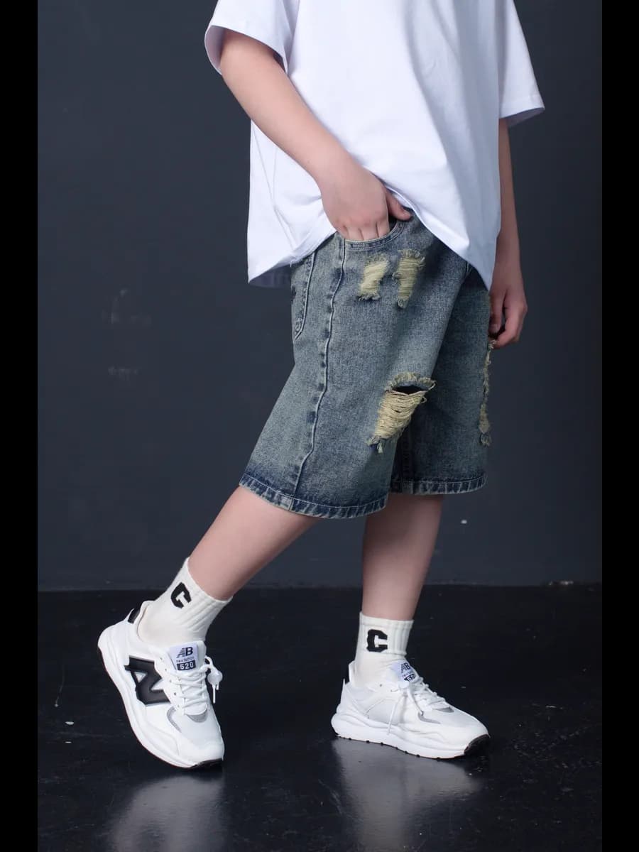 Джинсовые шорты