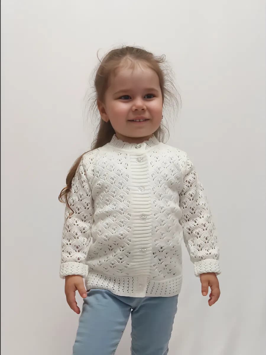 Вязаная кофта на пуговицах