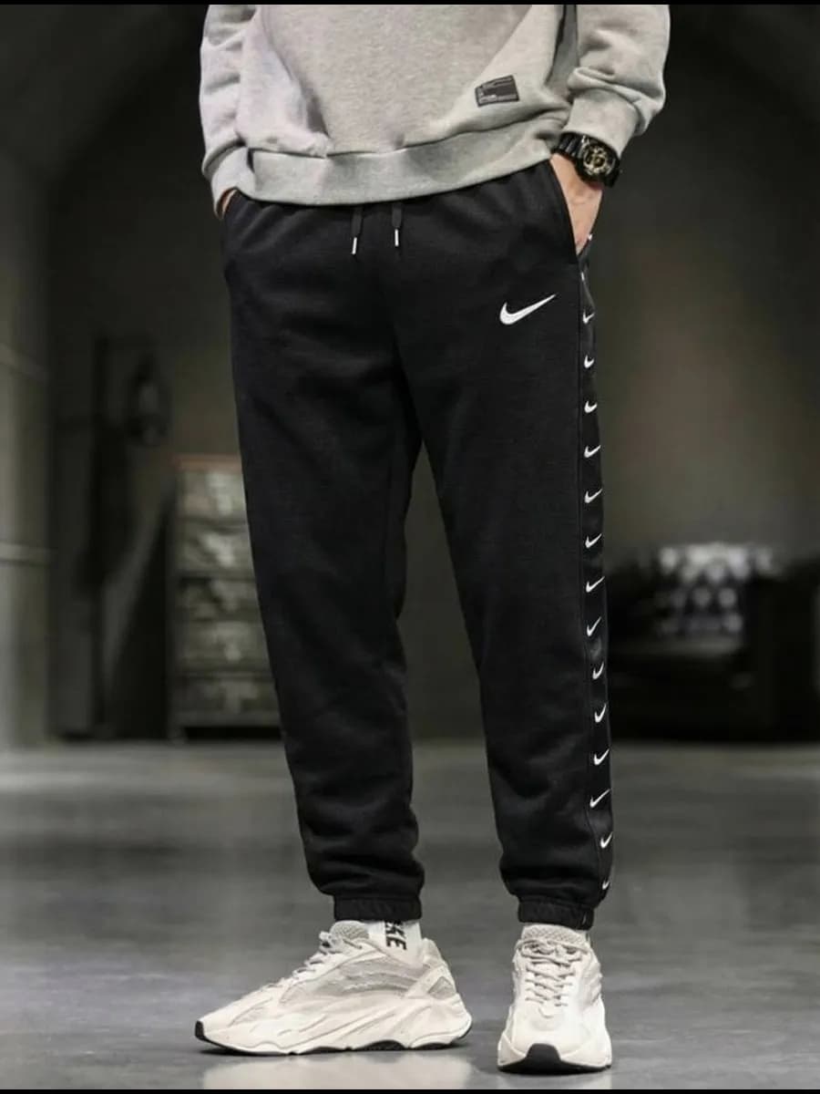 Спортивные штаны