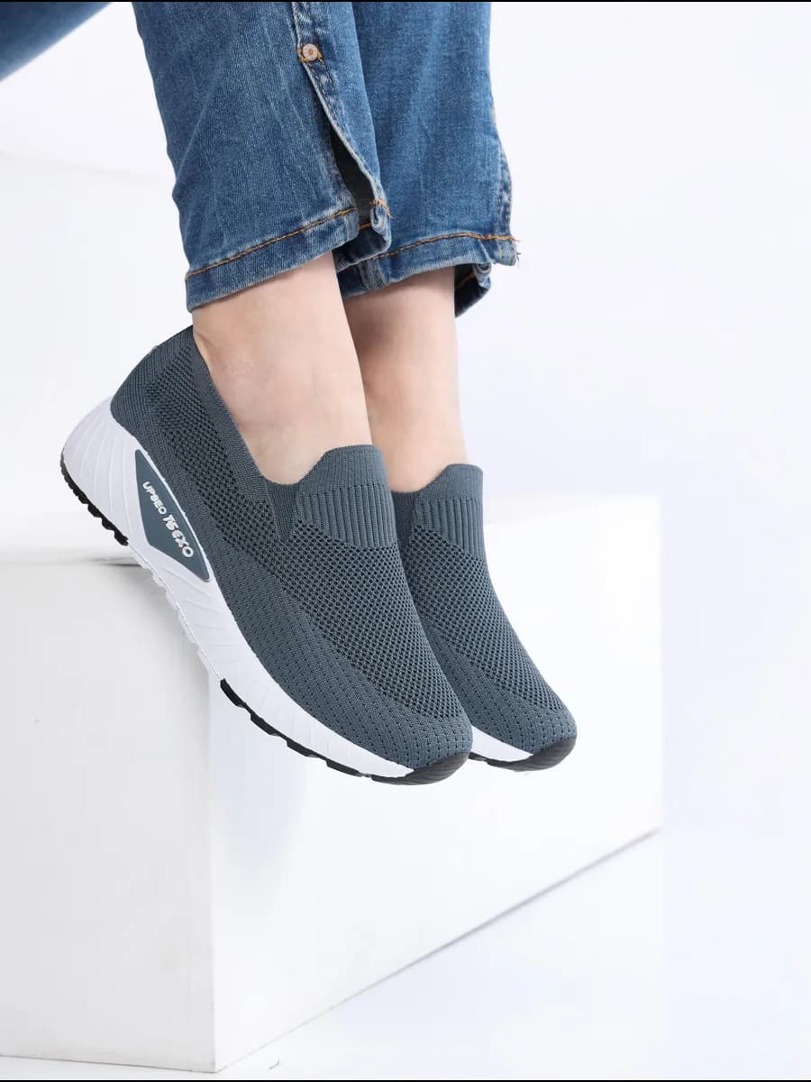 Слипоны женские летние