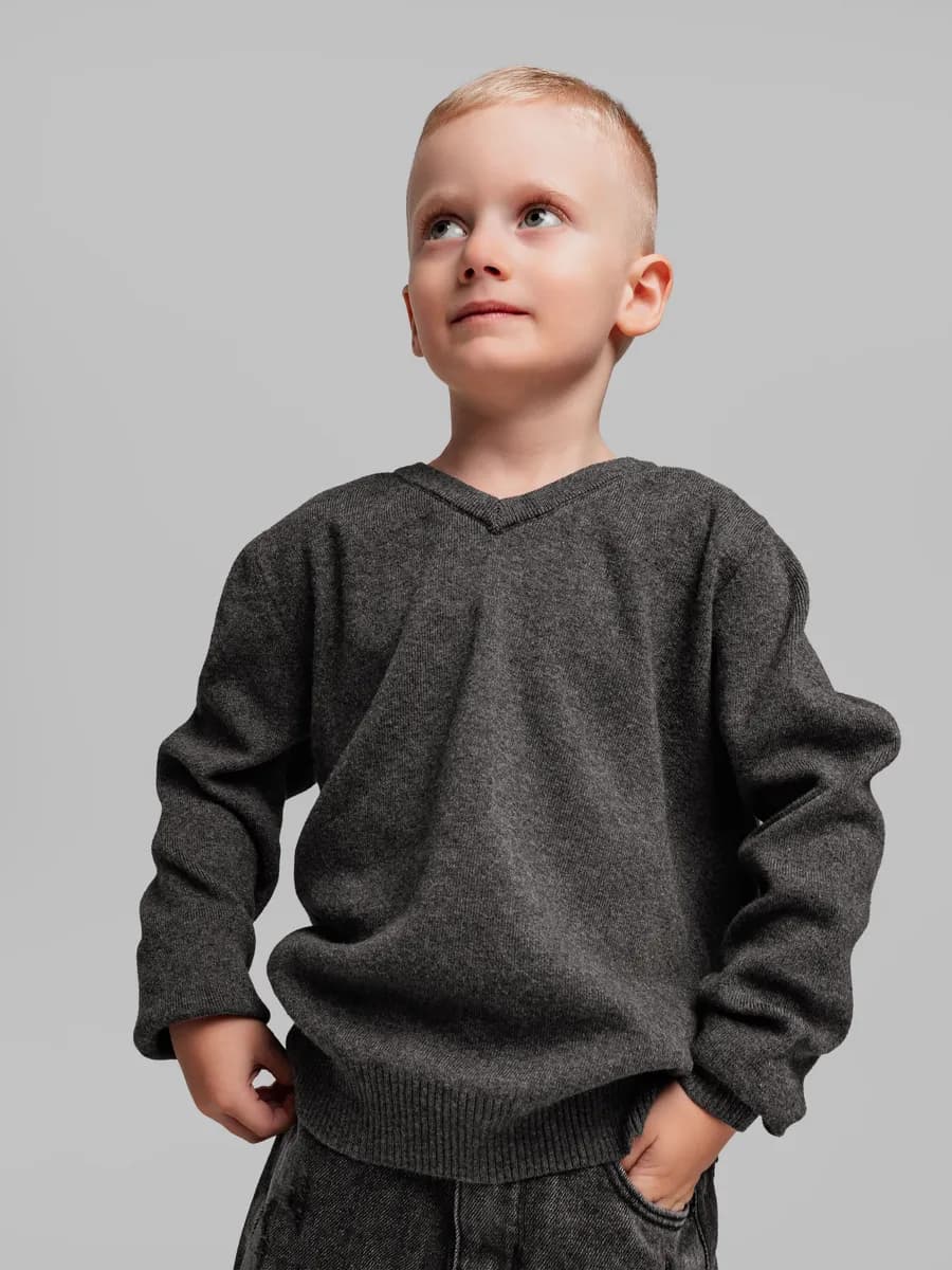 Свитер классический